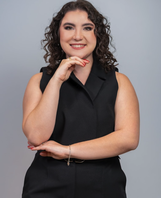 Maria Julia Meneguello Nader